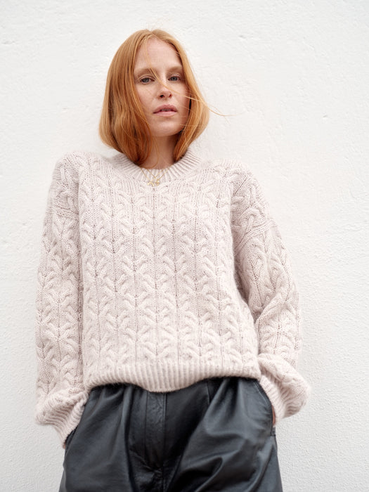 Preorder Nordic Chic: Knitting a Modern Wardrobe
