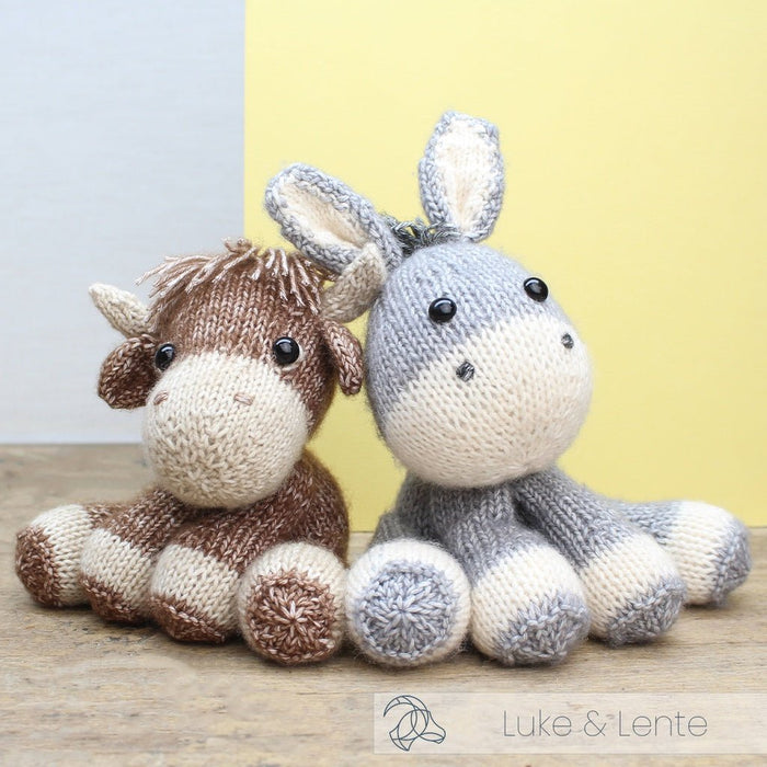 Knotty Lamb - Handicraft Knitting Kit - Handicraft - Kits