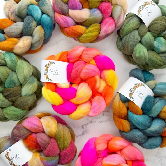 Knotty Lamb - Hello Lavender Rambouillet Roving - Hello Lavender - Spinning Fiber