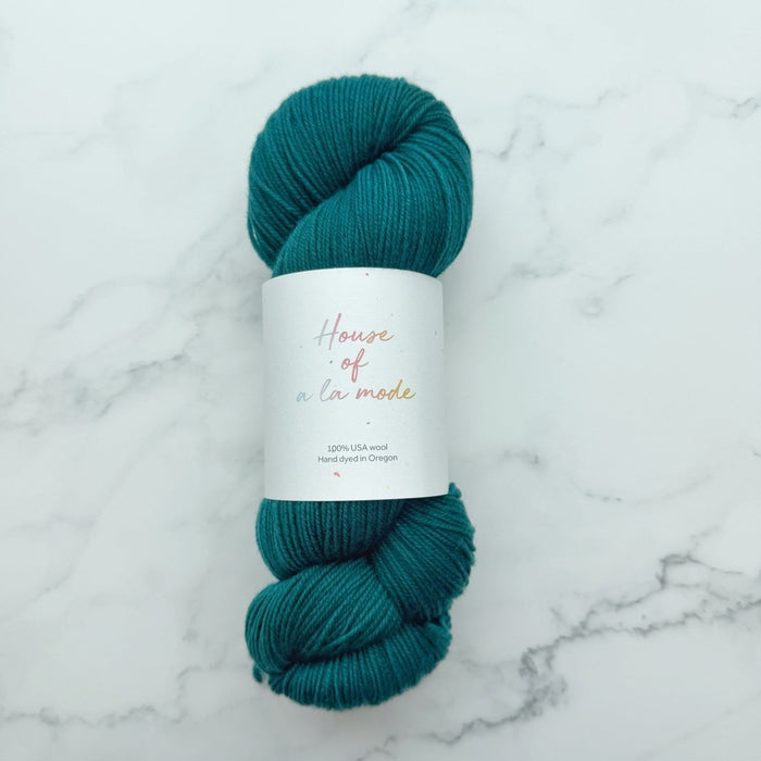 Knotty Lamb - House of A La Mode Shaniko Fingering - House of A La Mode - Yarn