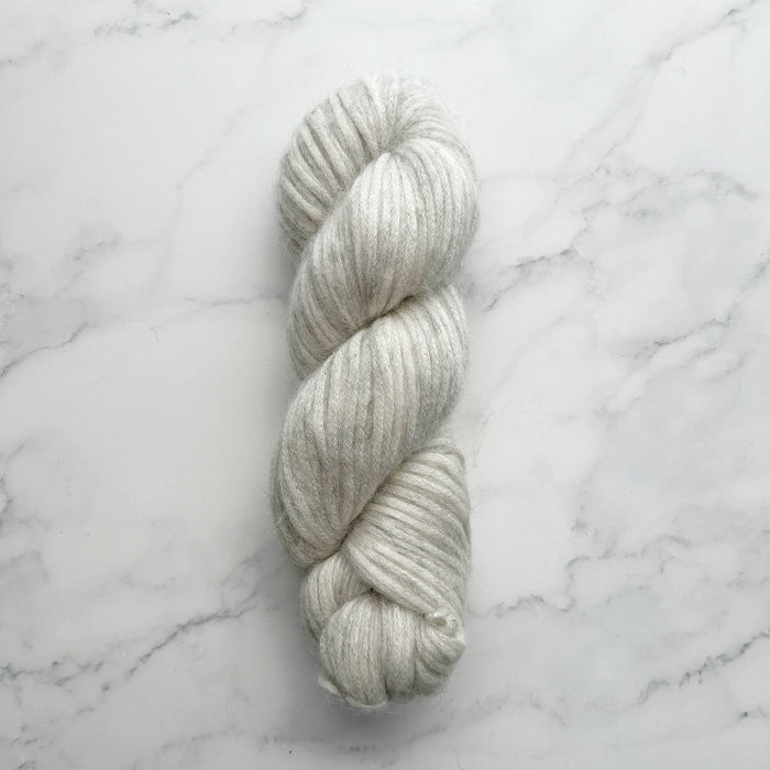 Knotty Lamb - Illîmani Amelie - Illimani Yarn - Yarn