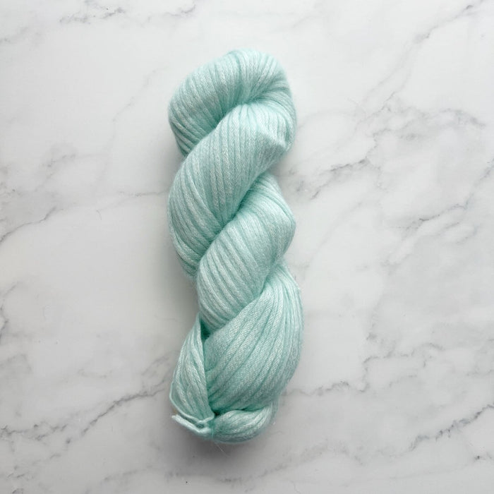 Knotty Lamb - Illîmani Amelie - Illimani Yarn - Yarn