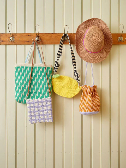 Knotty Lamb - Let's Crochet - Laine - Books