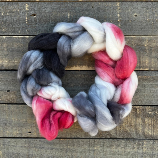 Knotty Lamb - Fully Spun Unspun Roving - Fully Spun - Spinning Fiber